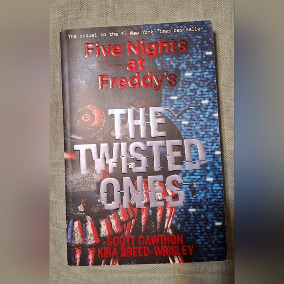 Five nights at freddys set 3 books read books mostery scared new york best selle - Picture 2 of 7